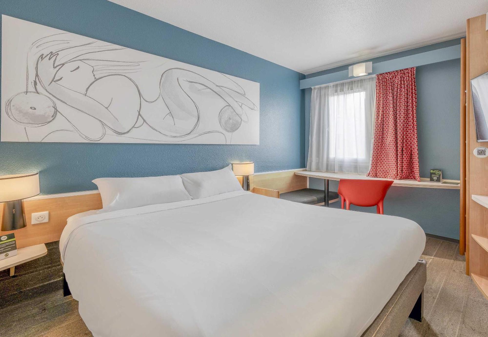 ไอบิส บอร์โด แอโรปอร์ Hotel เมรินแญค ภายนอก รูปภาพ